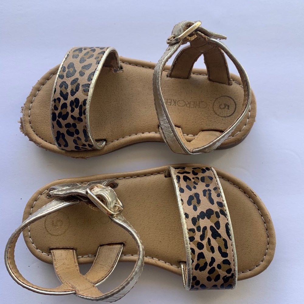 Cherokee Cheetah Print Sandals